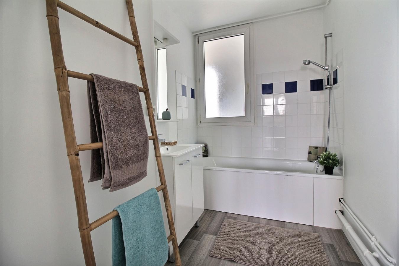4 pièces - 5ème étage - 70m² - 1 347,69 € - Photo #5