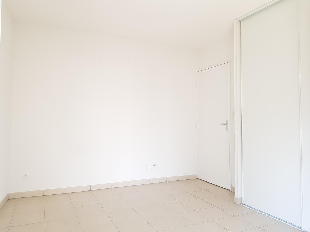
																																							3 pièces - 
																																						2ème étage - 55m² - 894,74 € - Photo #4