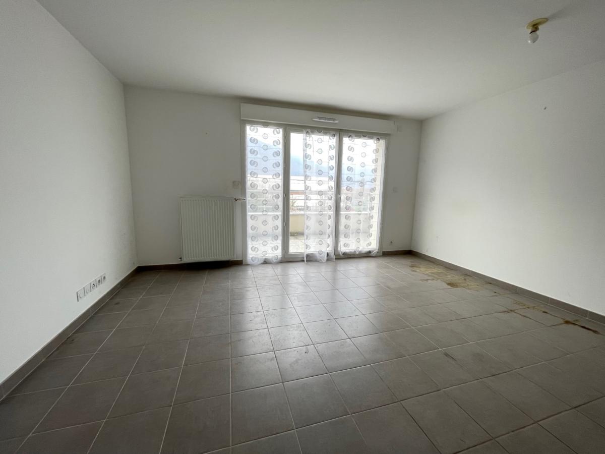 
																																							2 pièces - 
																																						2ème étage - 50m² - 850,46 € - Photo #1