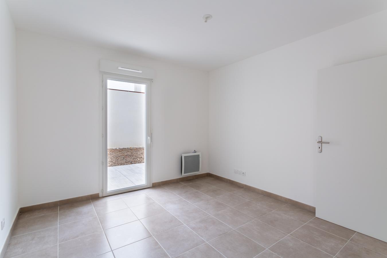 2 pièces - 1er étage - 38m² - 781,30 € - Photo #2