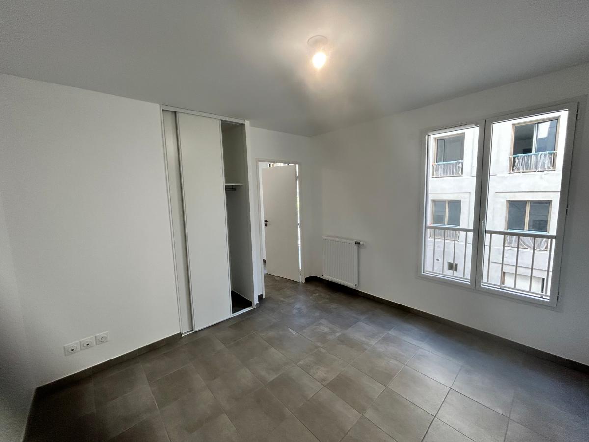 
																			2 pièces - 
																		4ème étage - 42m² - 769,34 € - Photo #1
