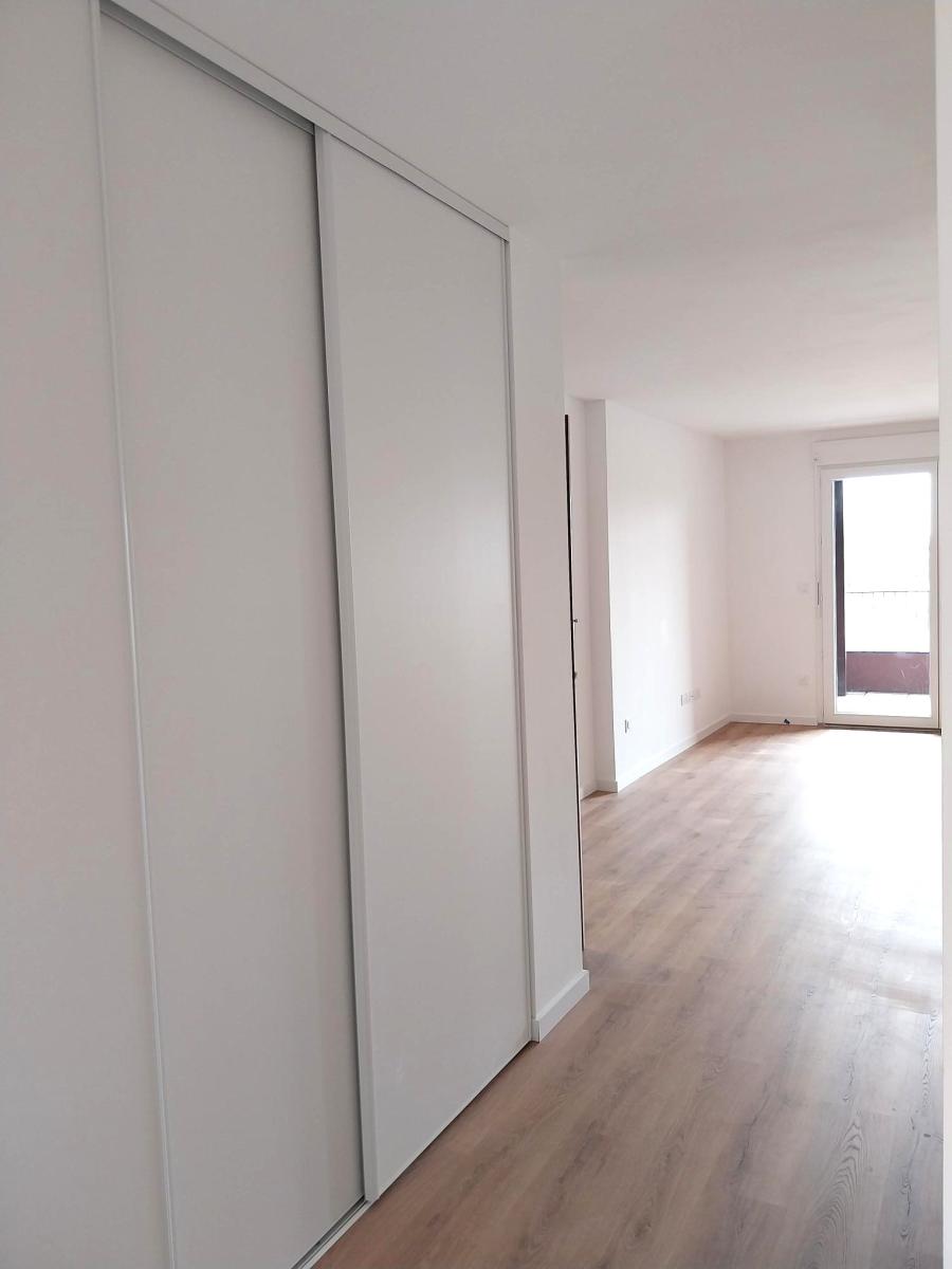 2 pièces -
2ème étage - 42m² - 720,45 € - Photo #2