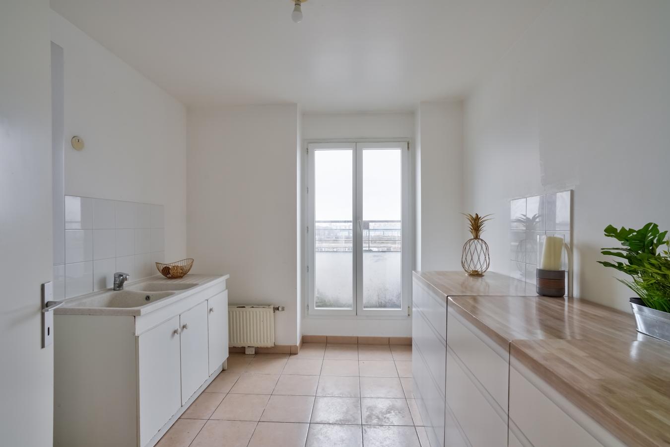 
																			3 pièces - 
																		5ème étage - 73m² - 1 367,55 € - Photo #2