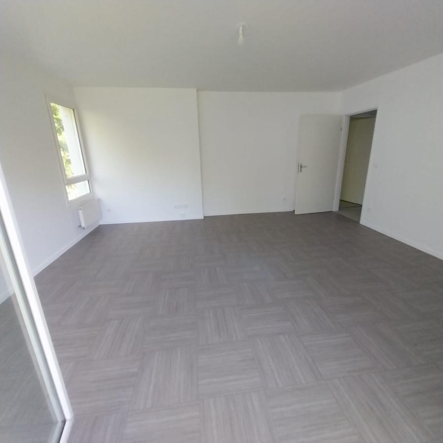 
																			3 pièces - 
																		3ème étage - 69m² - 179 000 € - Photo #0