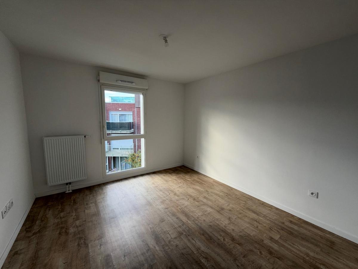 2 pièces - 2ème étage - 46m² - 711,76 € - Photo #4