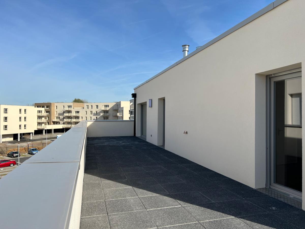 
																			4 pièces - 
																		3ème étage - 81m² - 1 075,75 € - Photo #4