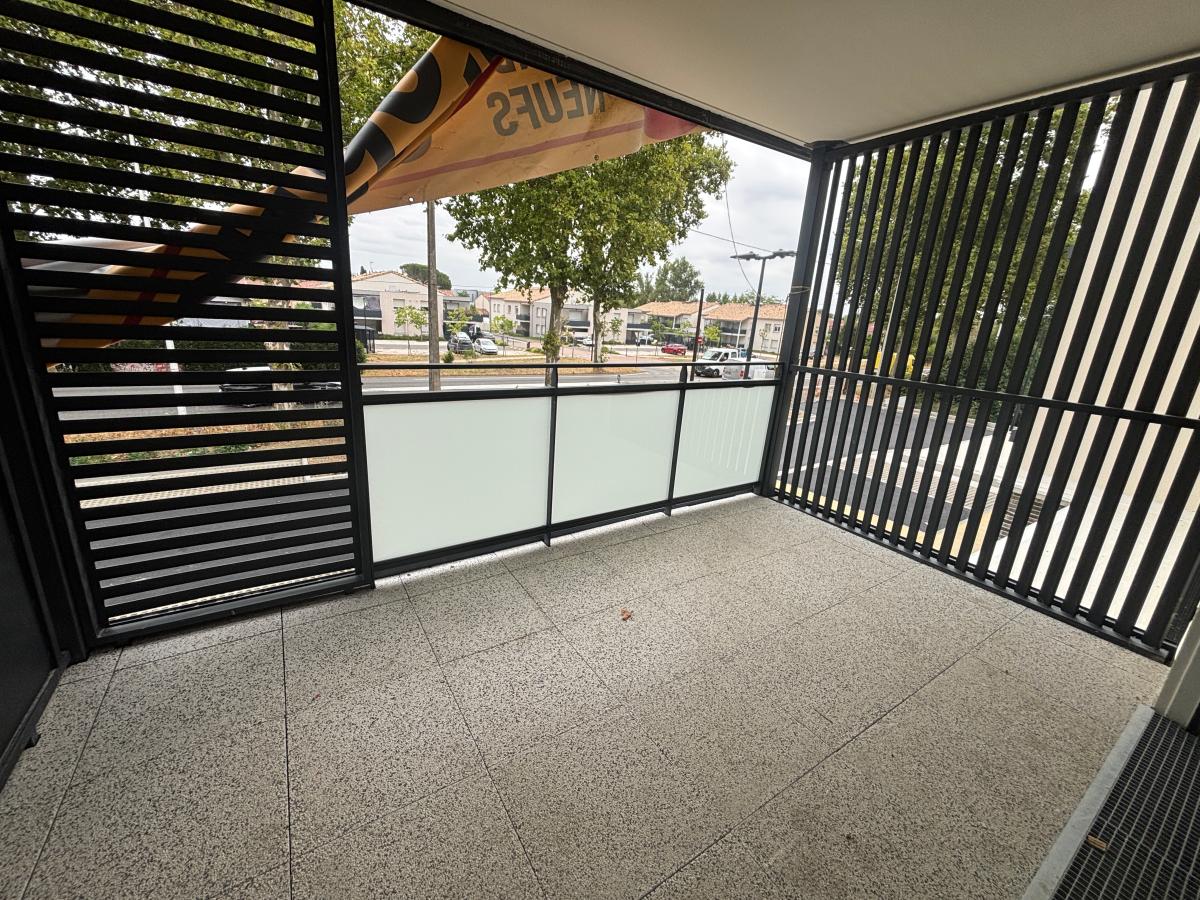 3 pièces - 1er étage - 66m² - 706,11 € - Photo #1