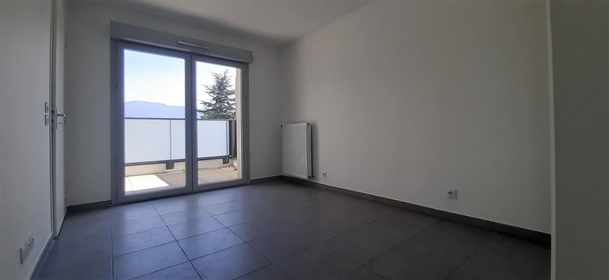 2 pièces - RDC - 46m² - 940,72 € - Photo #3