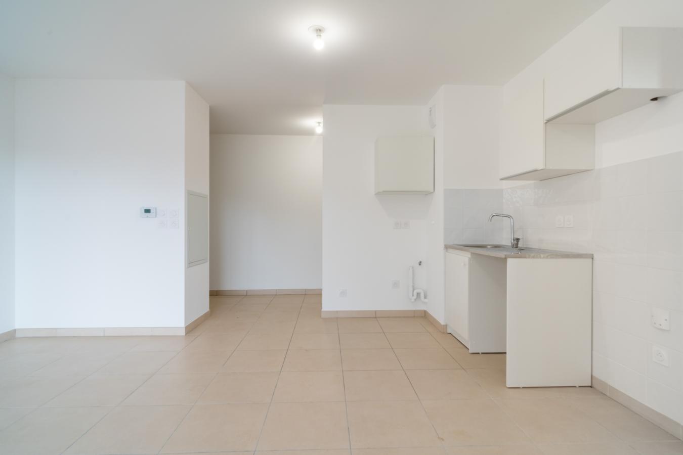 
																																							3 pièces - 
																																						RDC - 61m² - 843,45 € - Photo #4