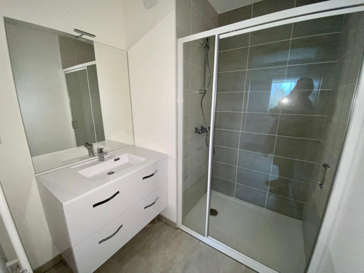 
																																							2 pièces - 
																																						1er étage - 42m² - 547,15 € - Photo #5