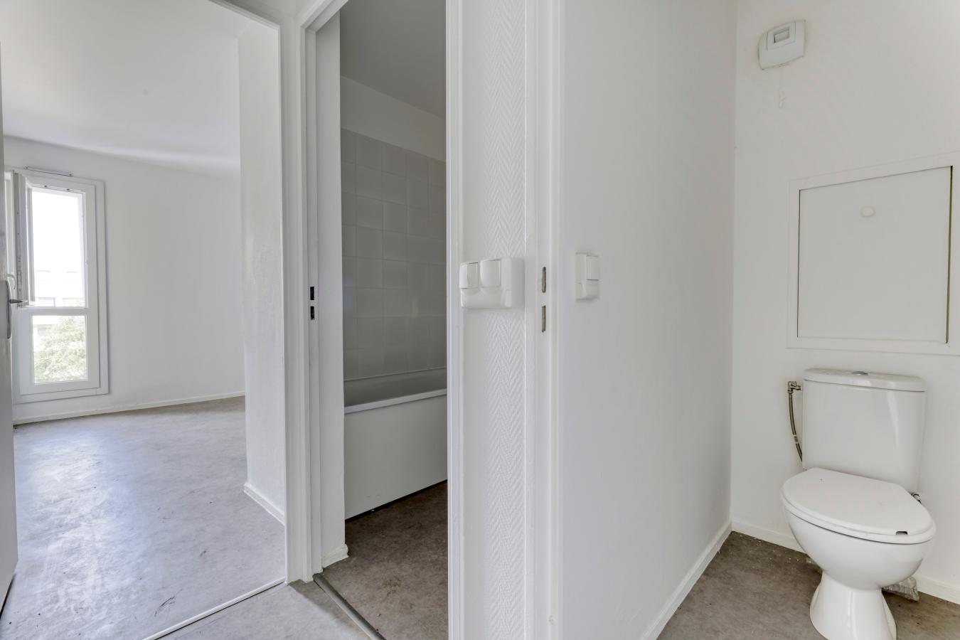 
																			3 pièces - 
																		3ème étage - 46m² - 139 000 € - Photo #4