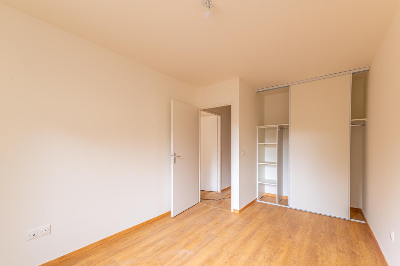 3 pièces - 1er étage - 65m² - 1 174,37 € - Photo #3