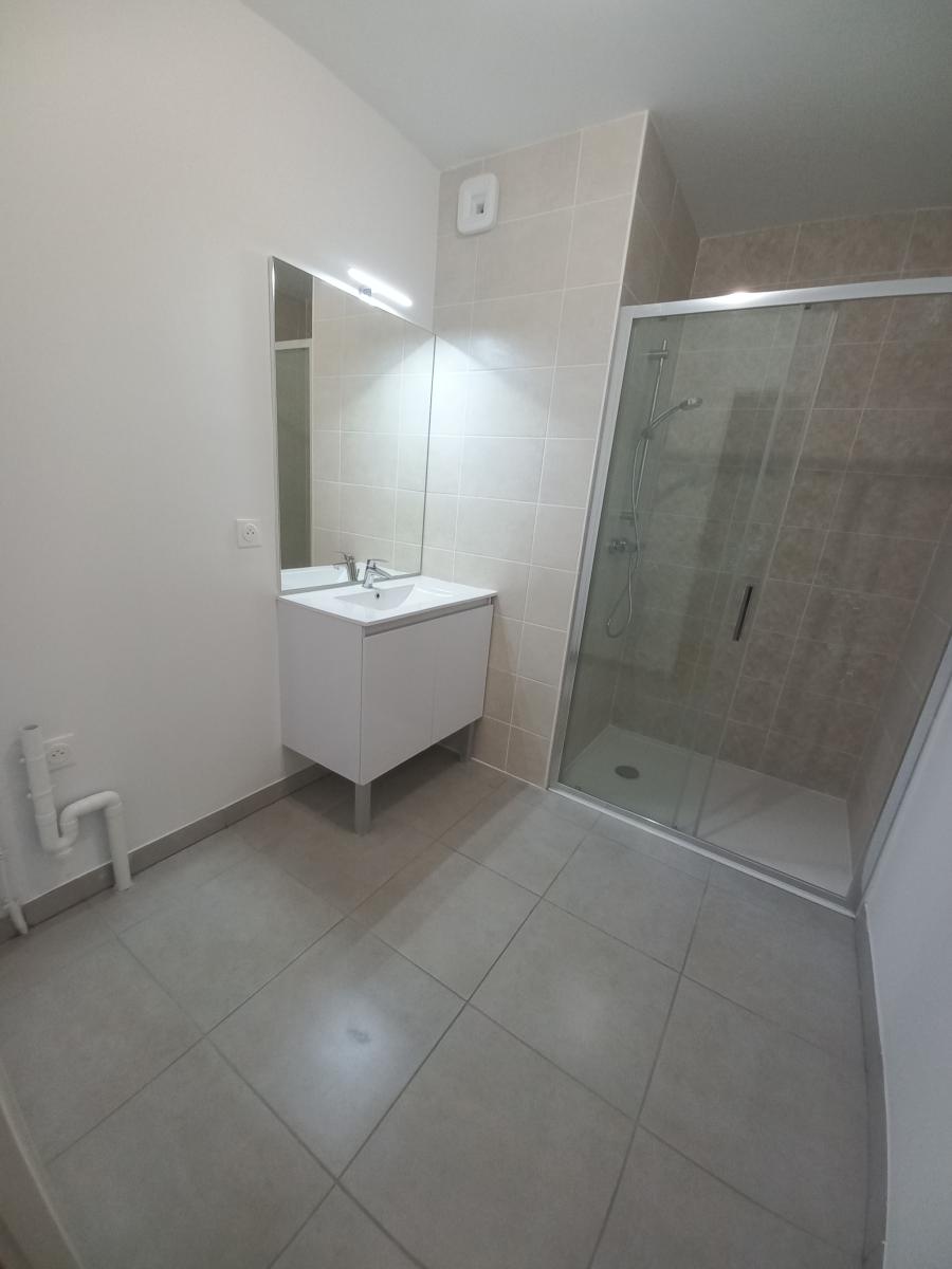 
																																							3 pièces - 
																																						2ème étage - 61m² - 725,91 € - Photo #5