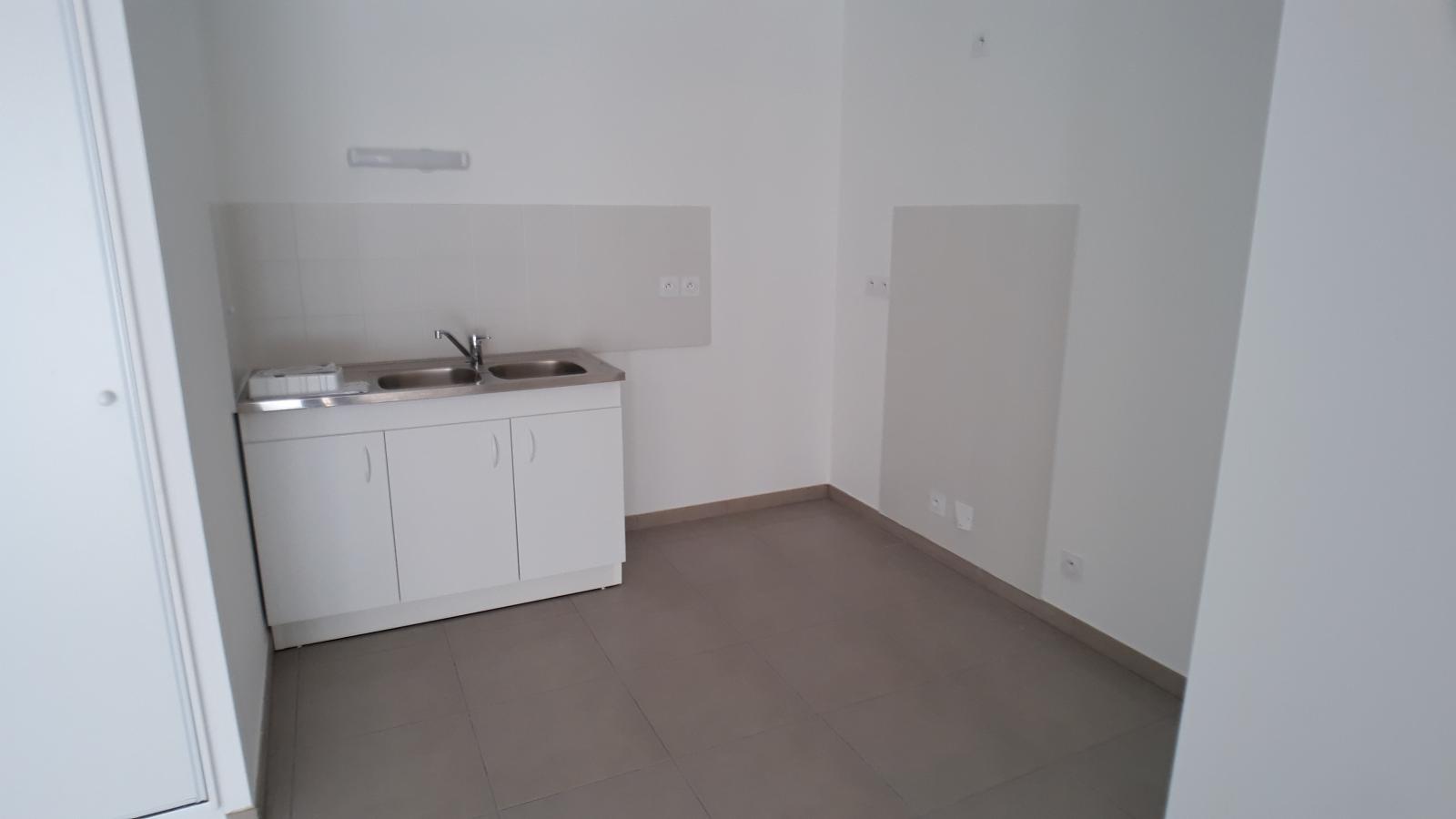 3 pièces - RDC - 65m² - 863,07 € - Photo #1