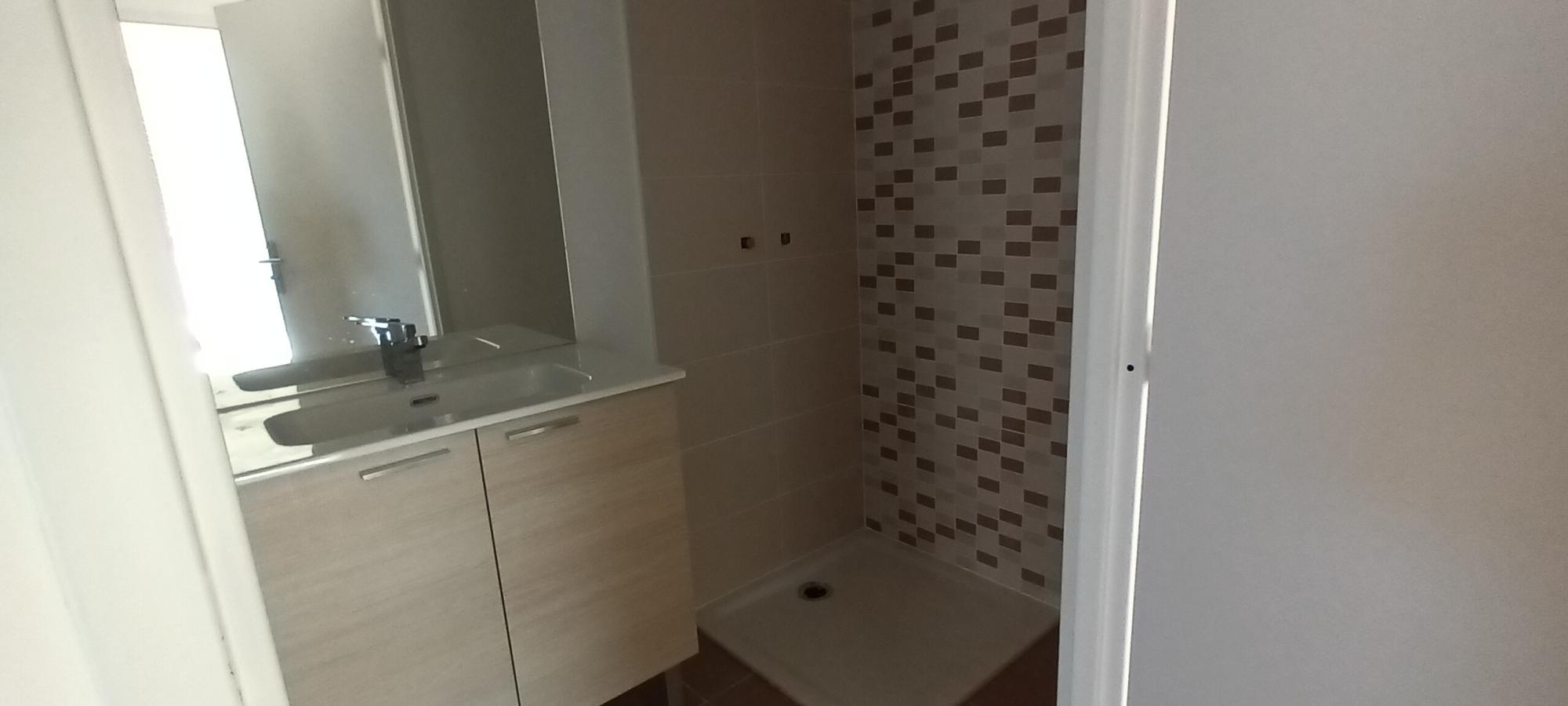4 pièces - 4ème étage - 88m² - 1 265,68 € - Photo #6