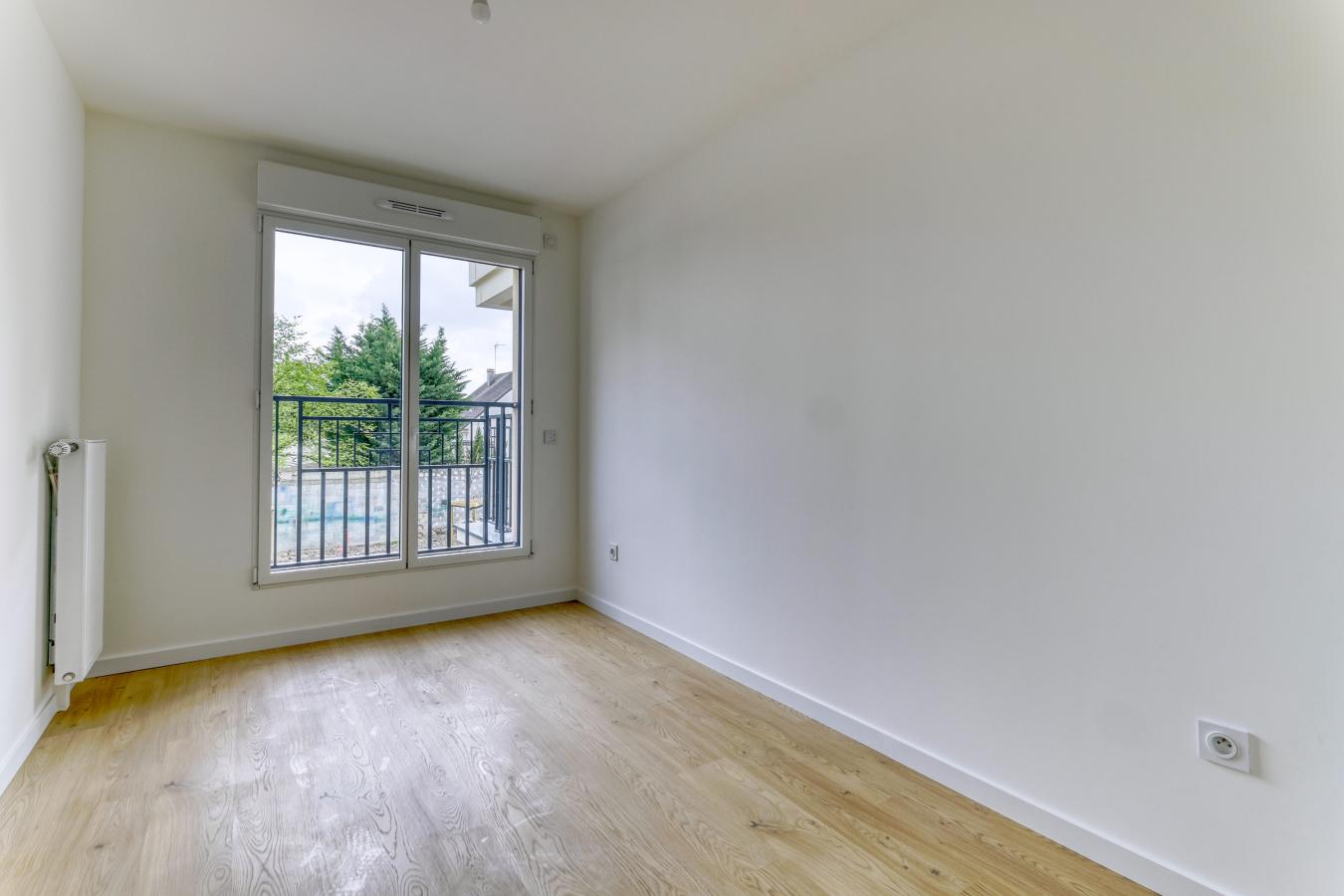 
																																							2 pièces - 
																																						1er étage - 42m² - 943,42 € - Photo #2