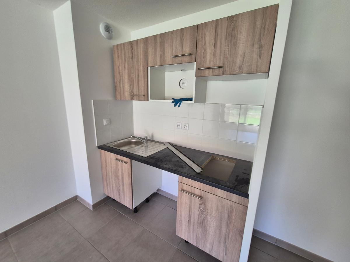 2 pièces - RDC - 45m² - 705,90 € - Photo #4