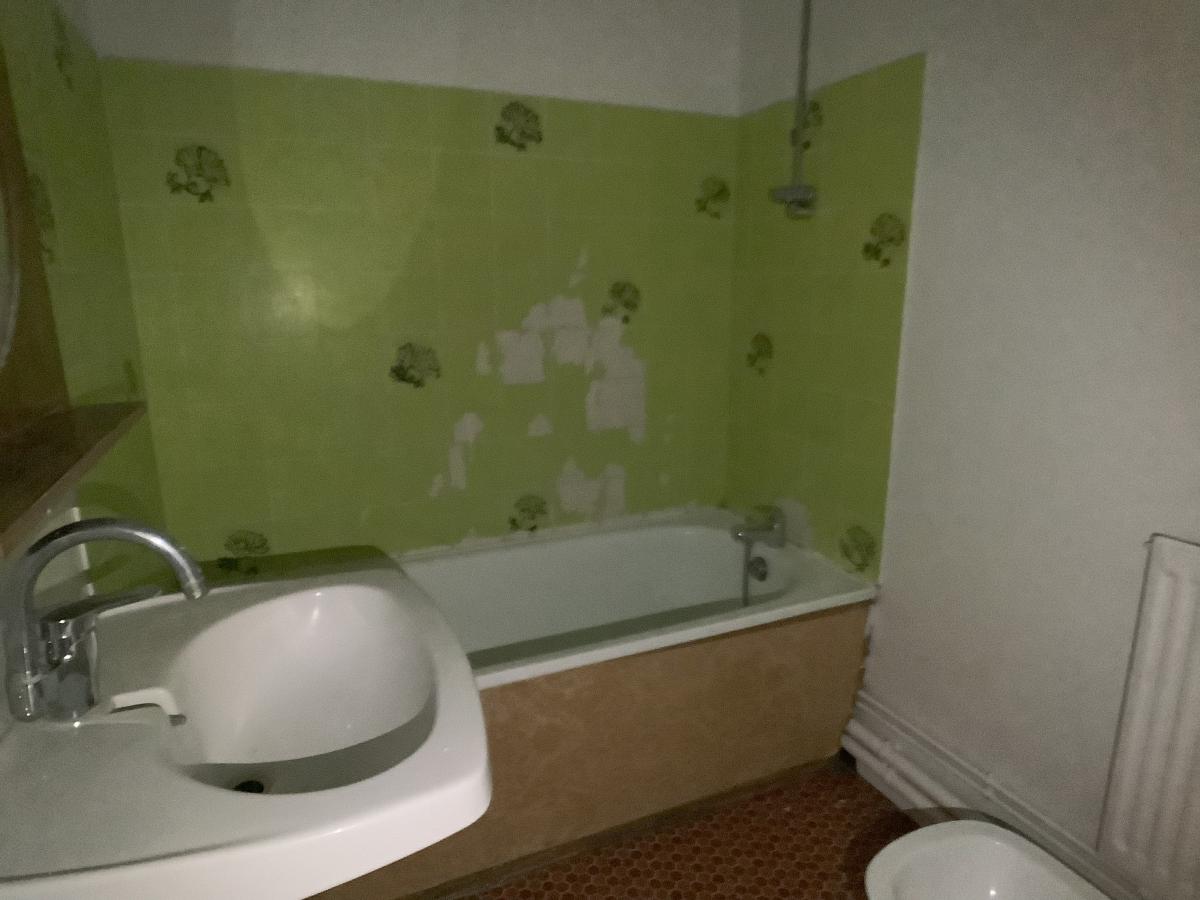 
																																							4 pièces - 
																																						2ème étage - 78m² - 229 000 € - Photo #6