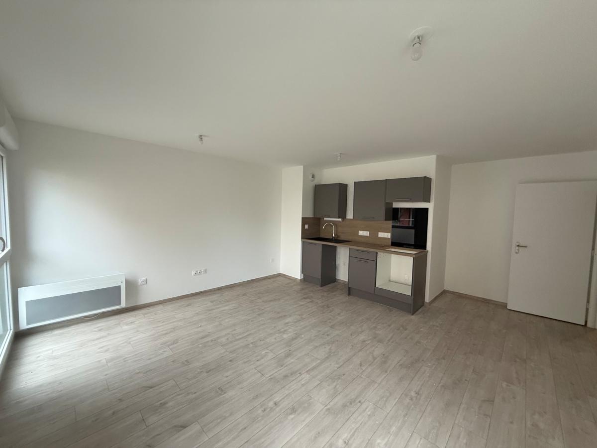 3 pièces - 1er étage - 63m² - 814,34 € - Photo #1