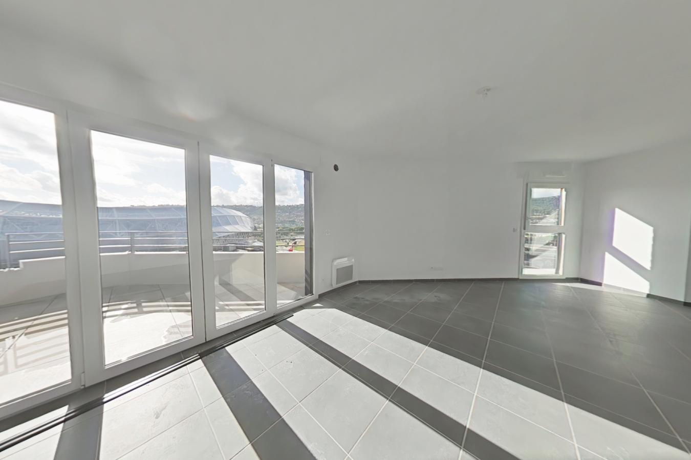 4 pièces - 8ème étage - 84m² - 1 299,78 € - Photo #0