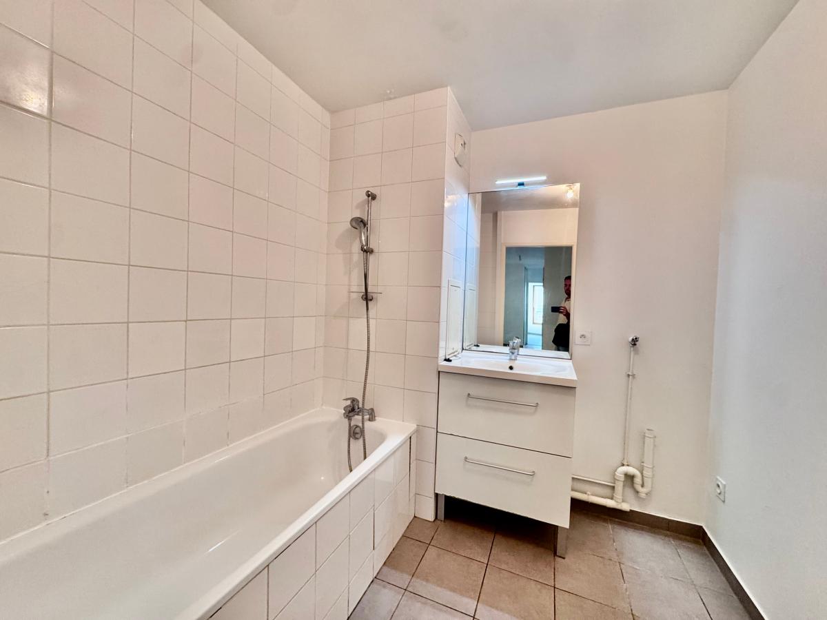 3 pièces - 2ème étage - 68m² - 1 260,28 € - Photo #6