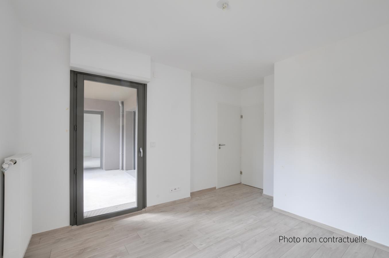 
																																							2 pièces - 
																																						1er étage - 49m² - 1 069,36 € - Photo #4