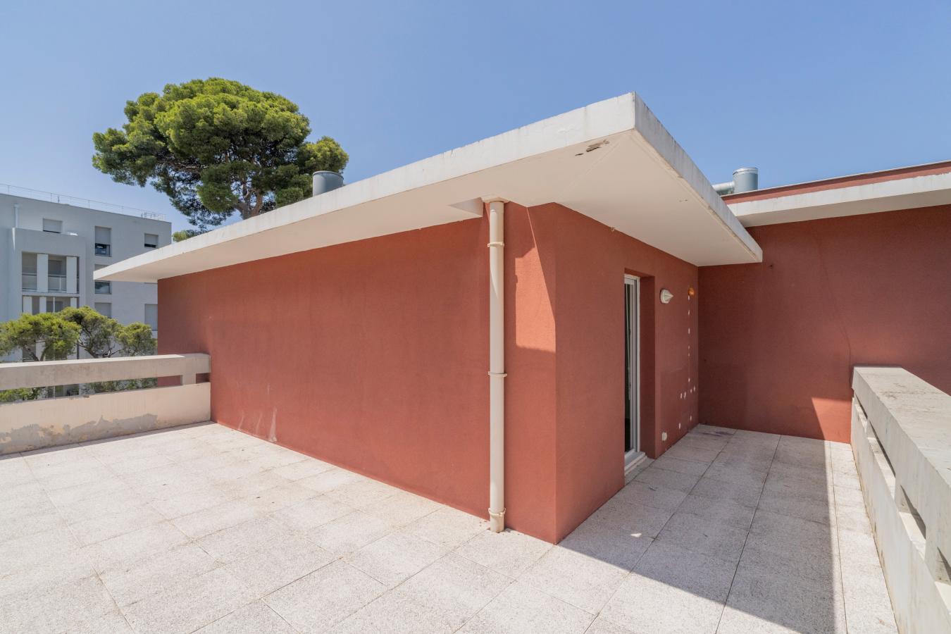 
																																							4 pièces - 
																																						3ème étage - 103m² - 295 000 € - Photo #7
