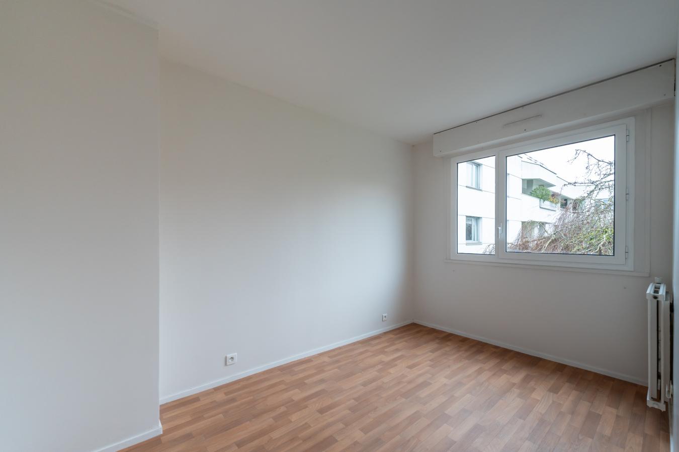 
																																							3 pièces - 
																																						1er étage - 78m² - 1 324,22 € - Photo #6