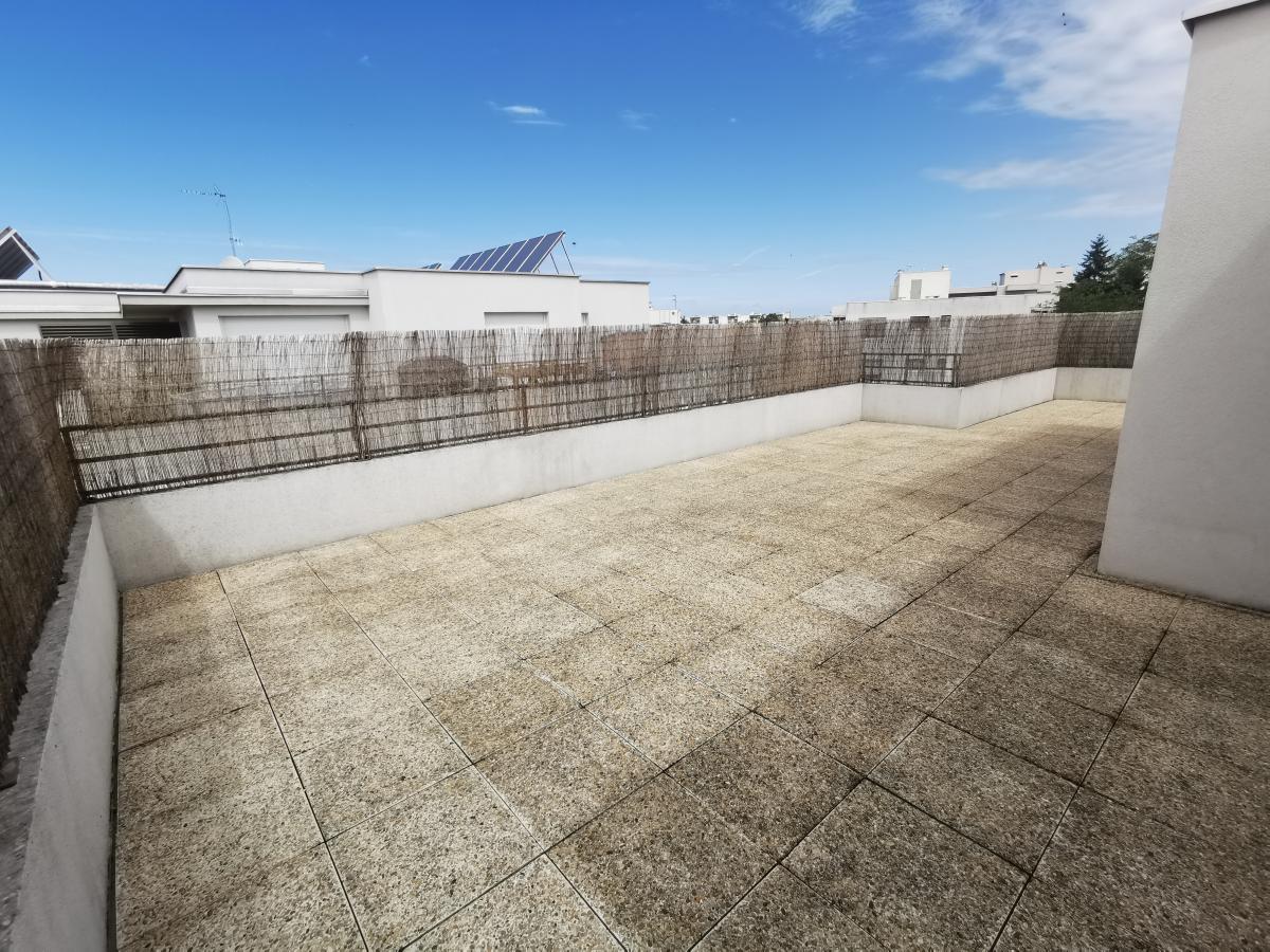 
																																							4 pièces - 
																																						4ème étage - 90m² - 1 224,62 € - Photo #1