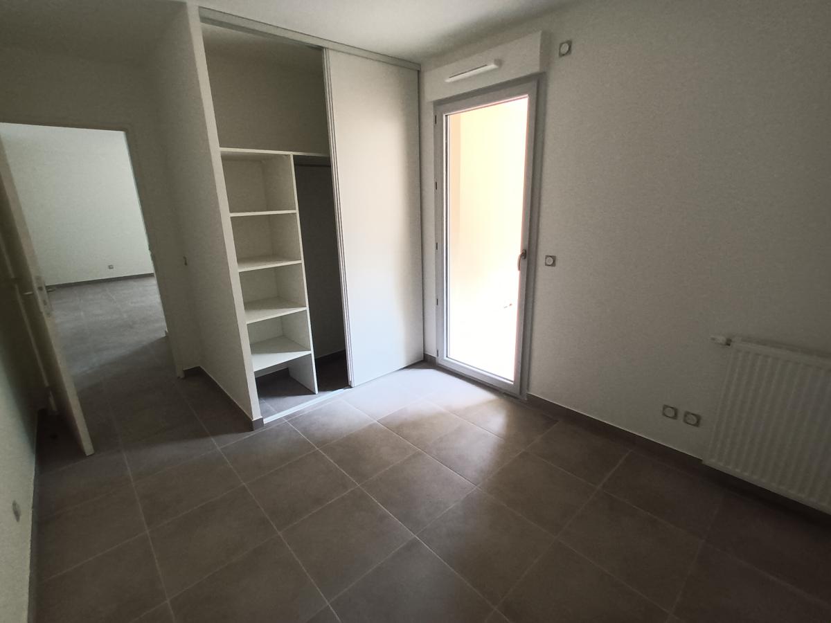 
																																							3 pièces - 
																																						RDC - 68m² - 1 168,25 € - Photo #4