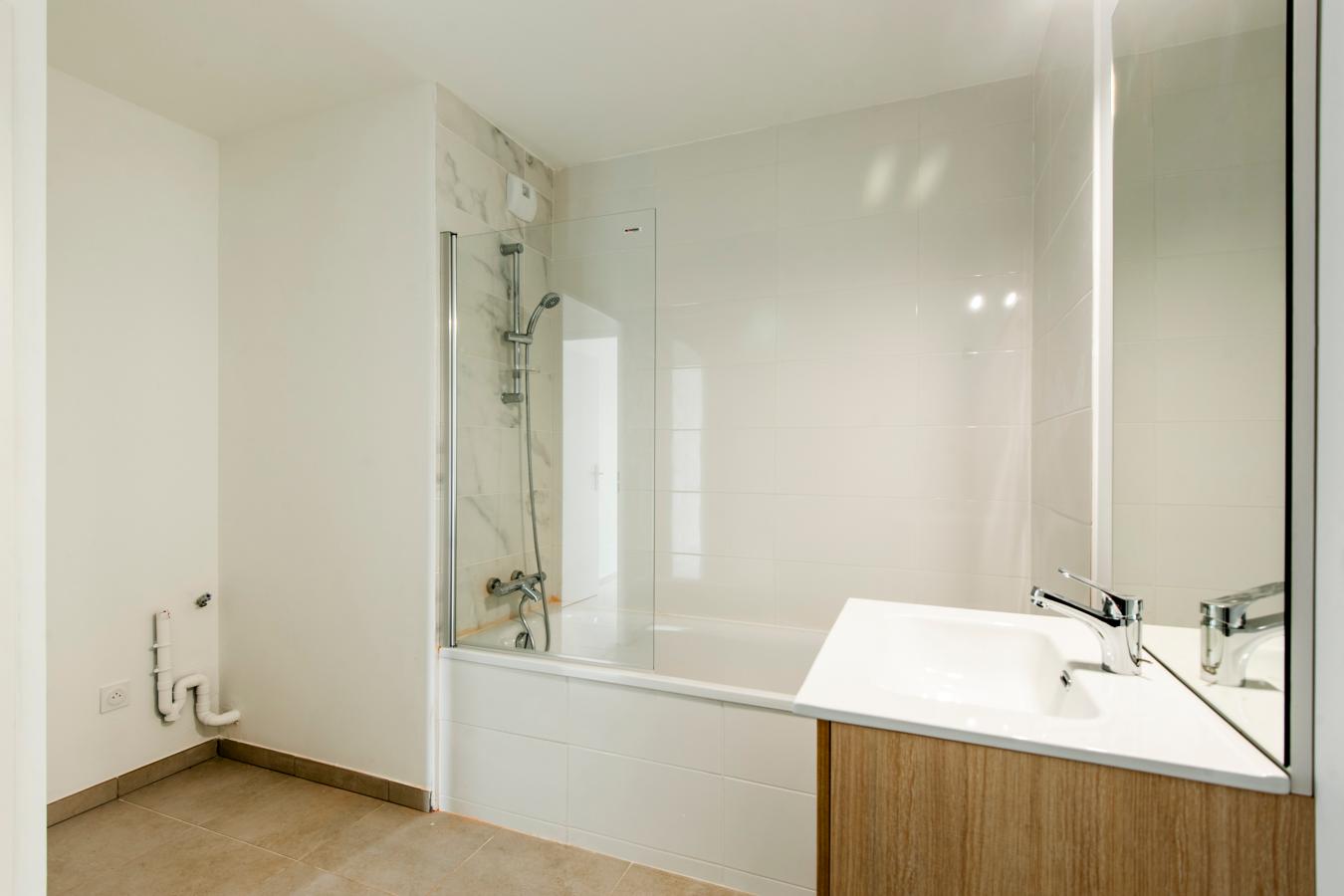 4 pièces - RDC - 79m² - 987,31 € - Photo #2