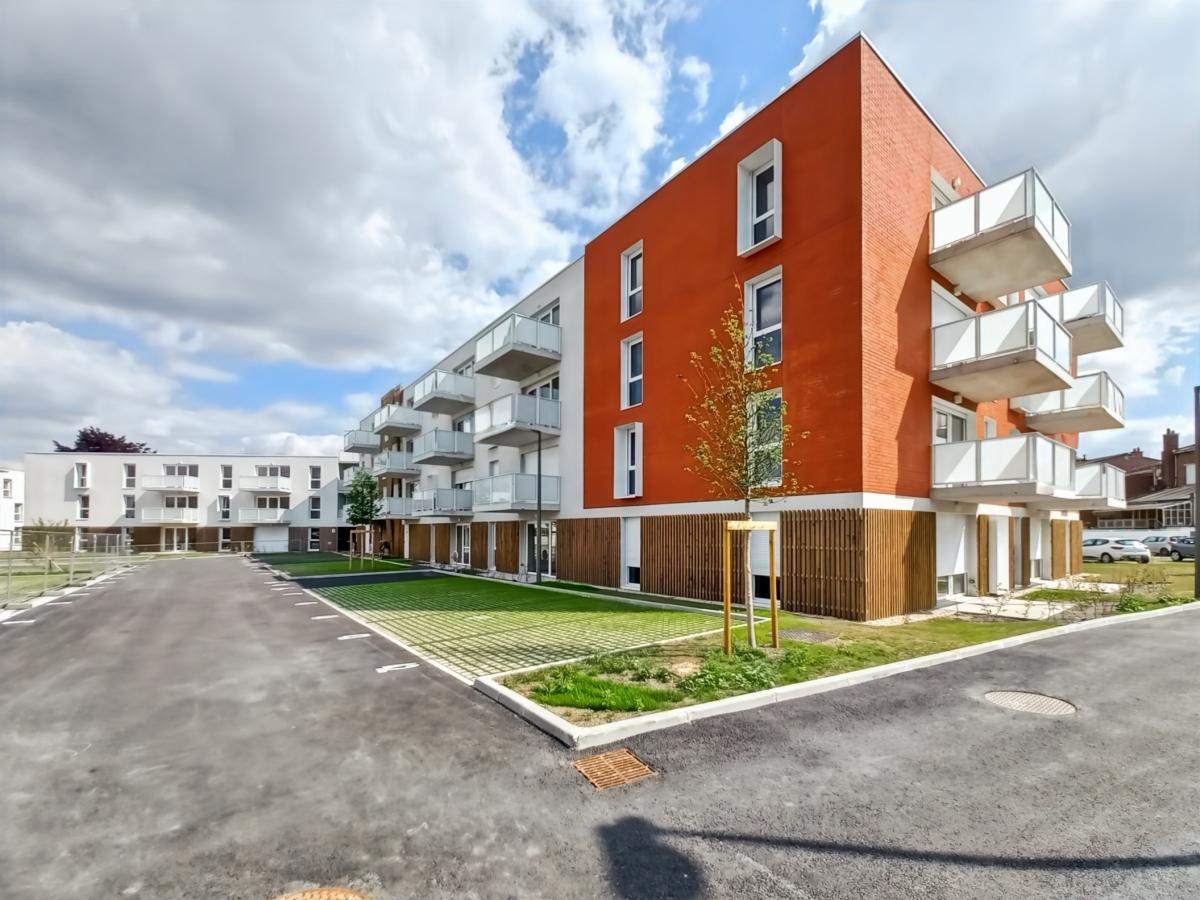 3 pièces - 2ème étage - 67m² - 766,98 € - Photo #0