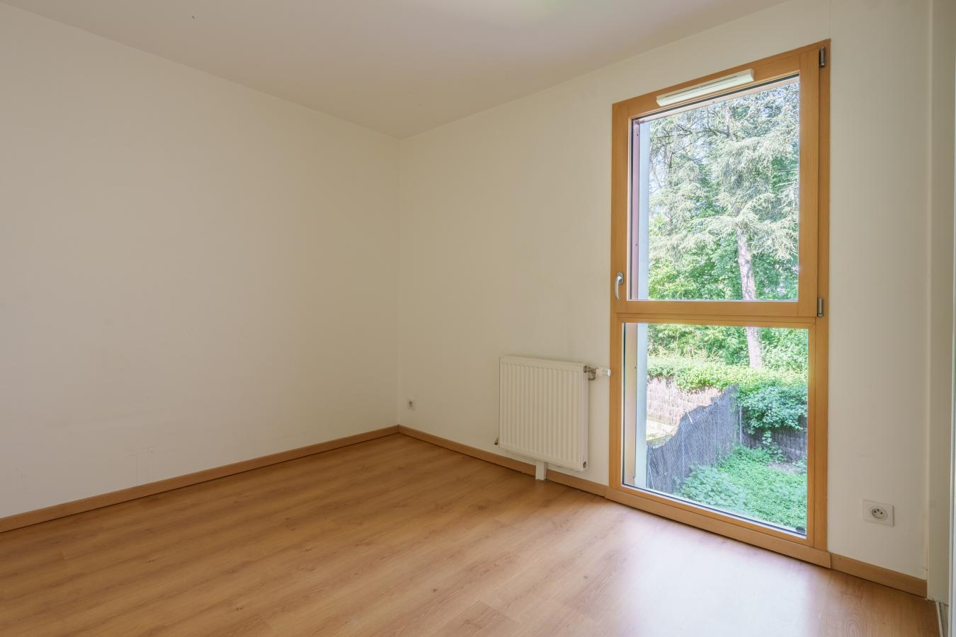 
																																							4 pièces - 
																																						RDC - 89m² - 1 259,04 € - Photo #5