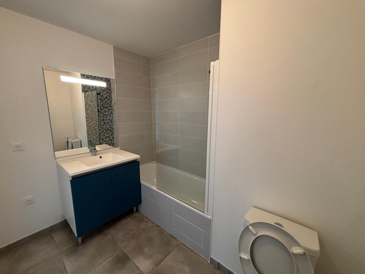 
																																							2 pièces - 
																																						1er étage - 40m² - 560,42 € - Photo #5