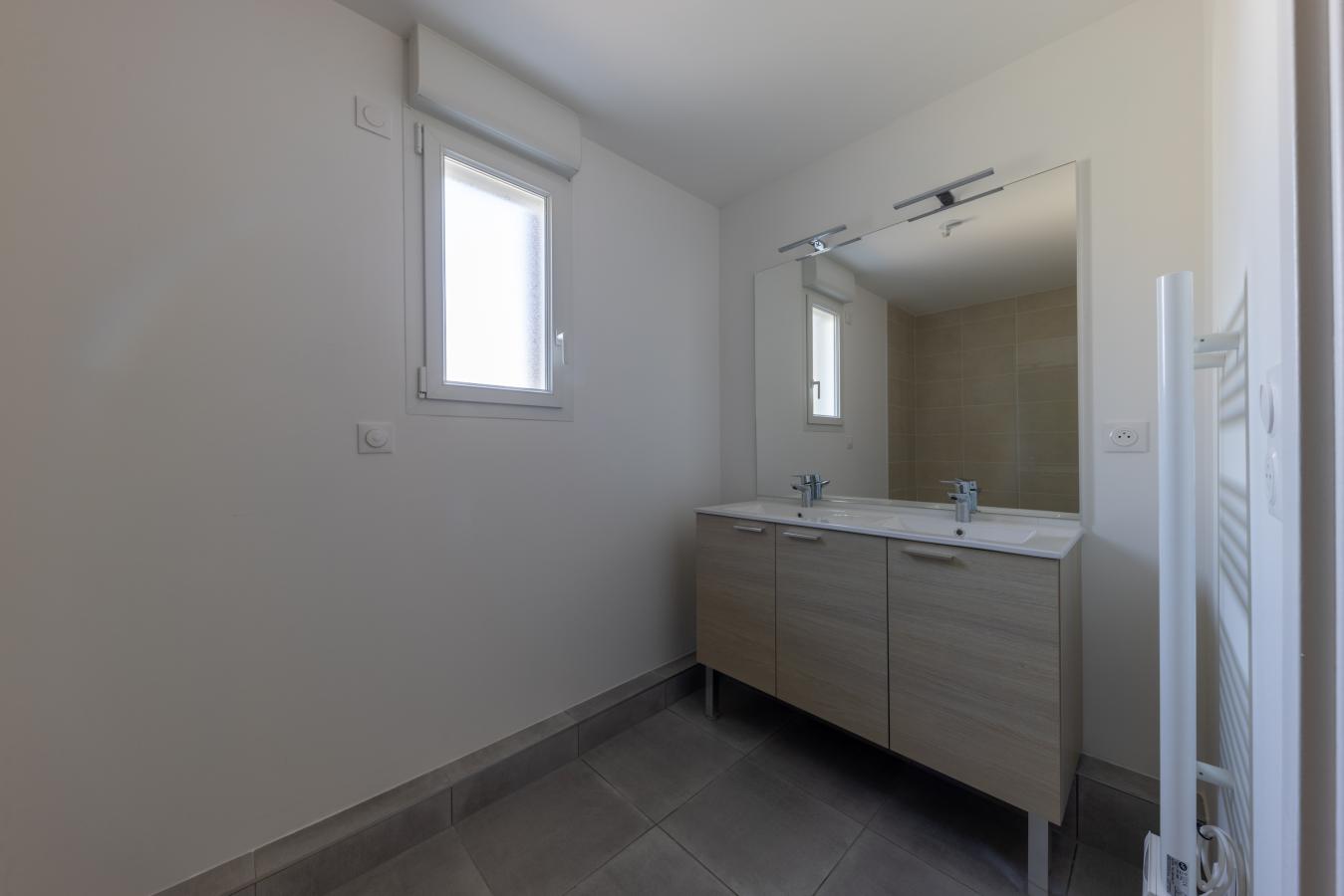 
																			3 pièces - 
																		1er étage - 58m² - 928,32 € - Photo #7