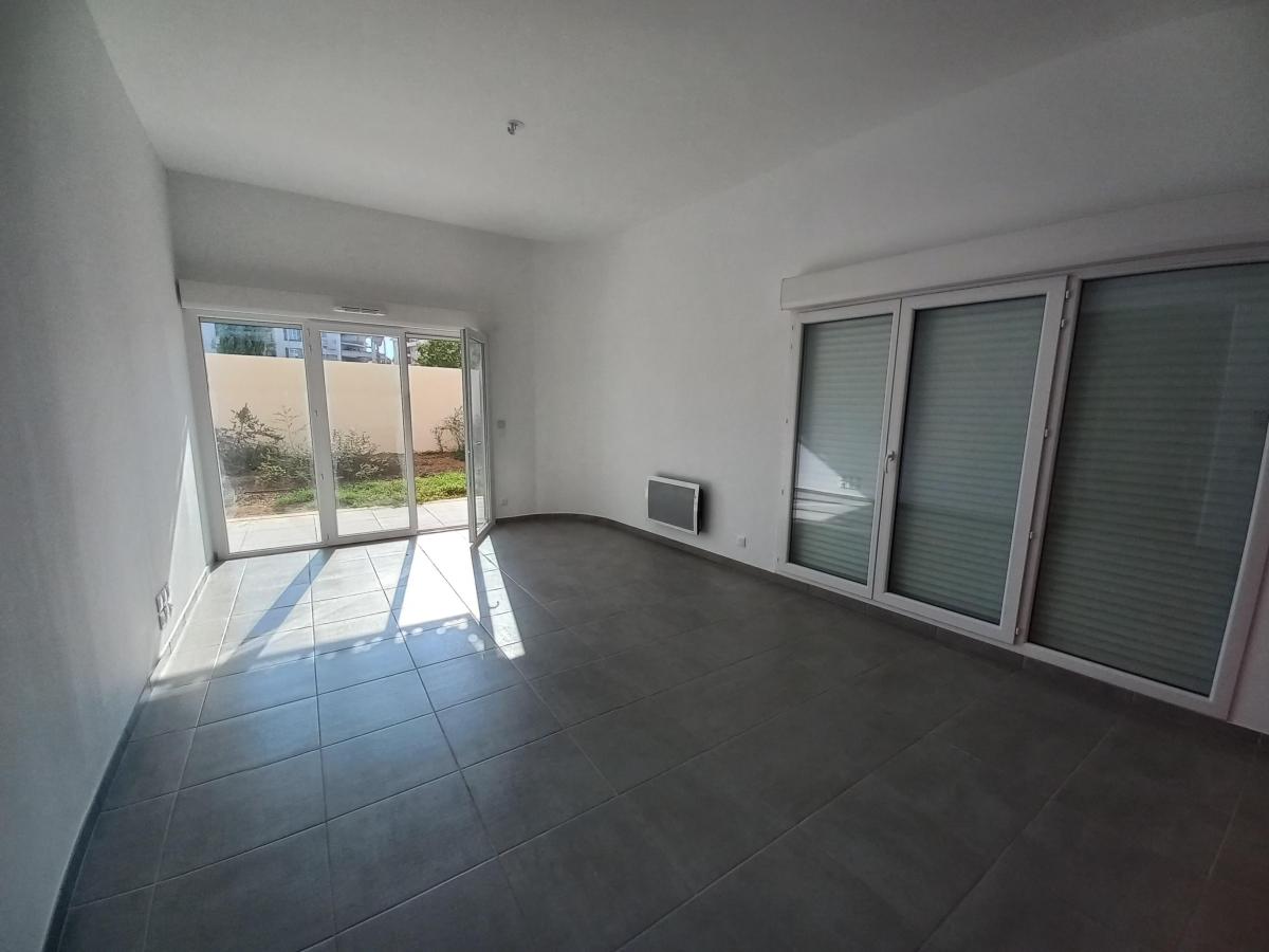 4 pièces - RDC - 78m² - 1 434,24 € - Photo #1