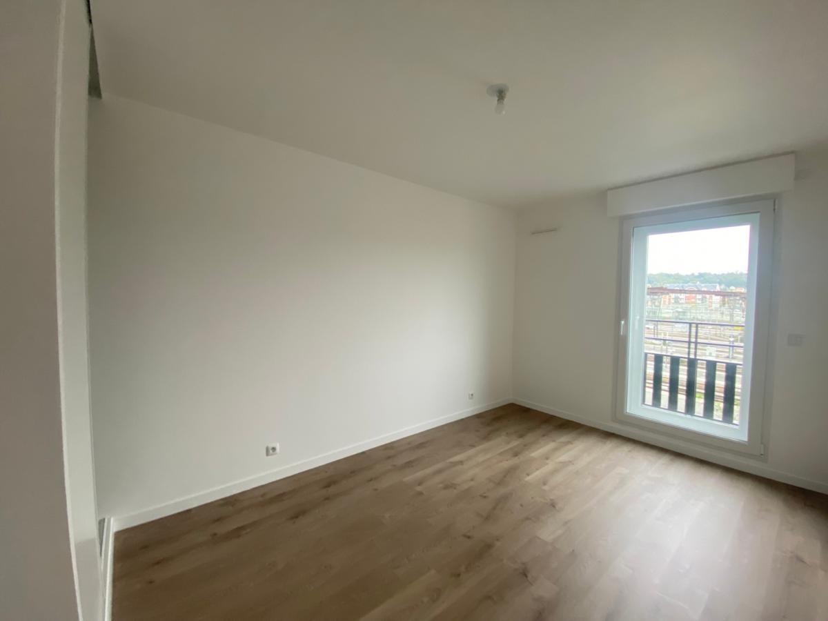 3 pièces - 3ème étage - 65m² - 1 216,57 € - Photo #2