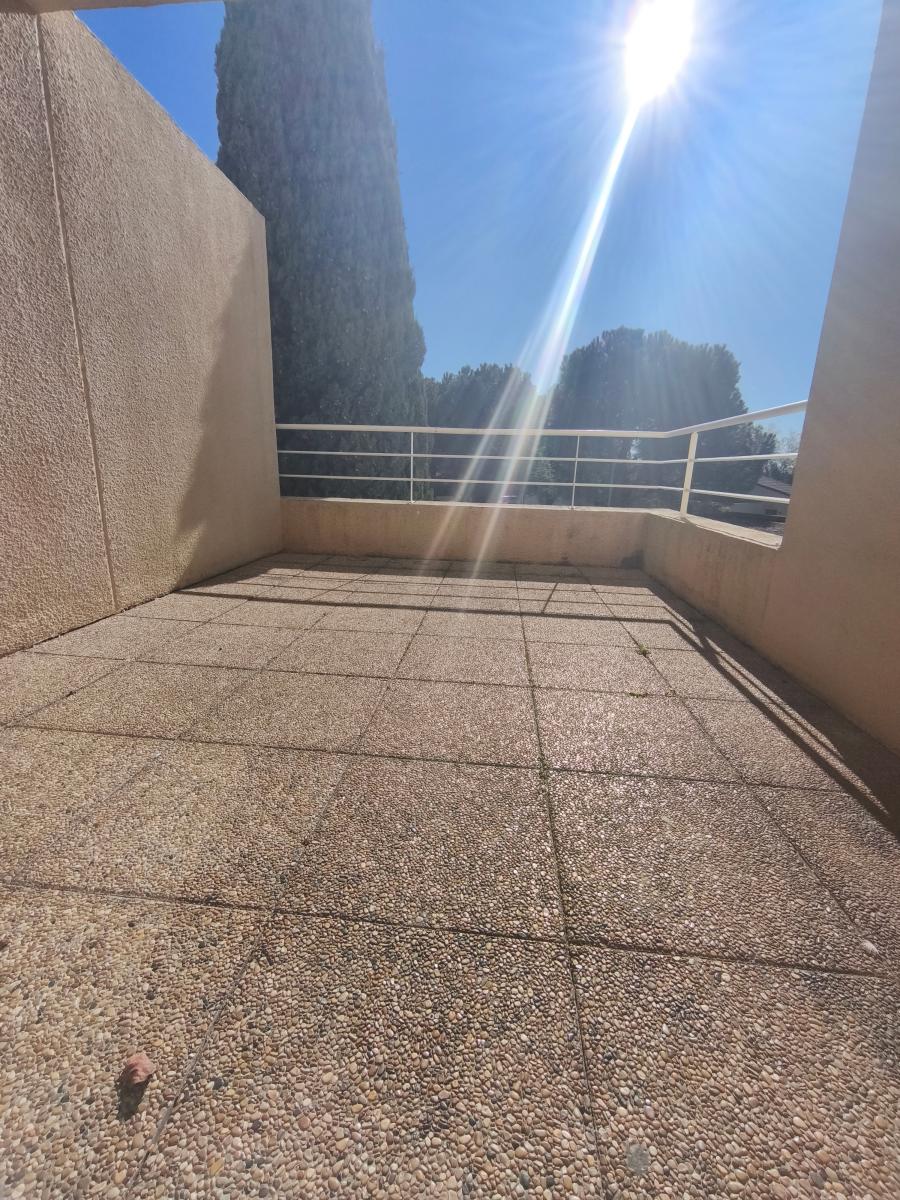 
																																							5 pièces - 
																																						RDC - 0m² - 185 000 € - Photo #3
