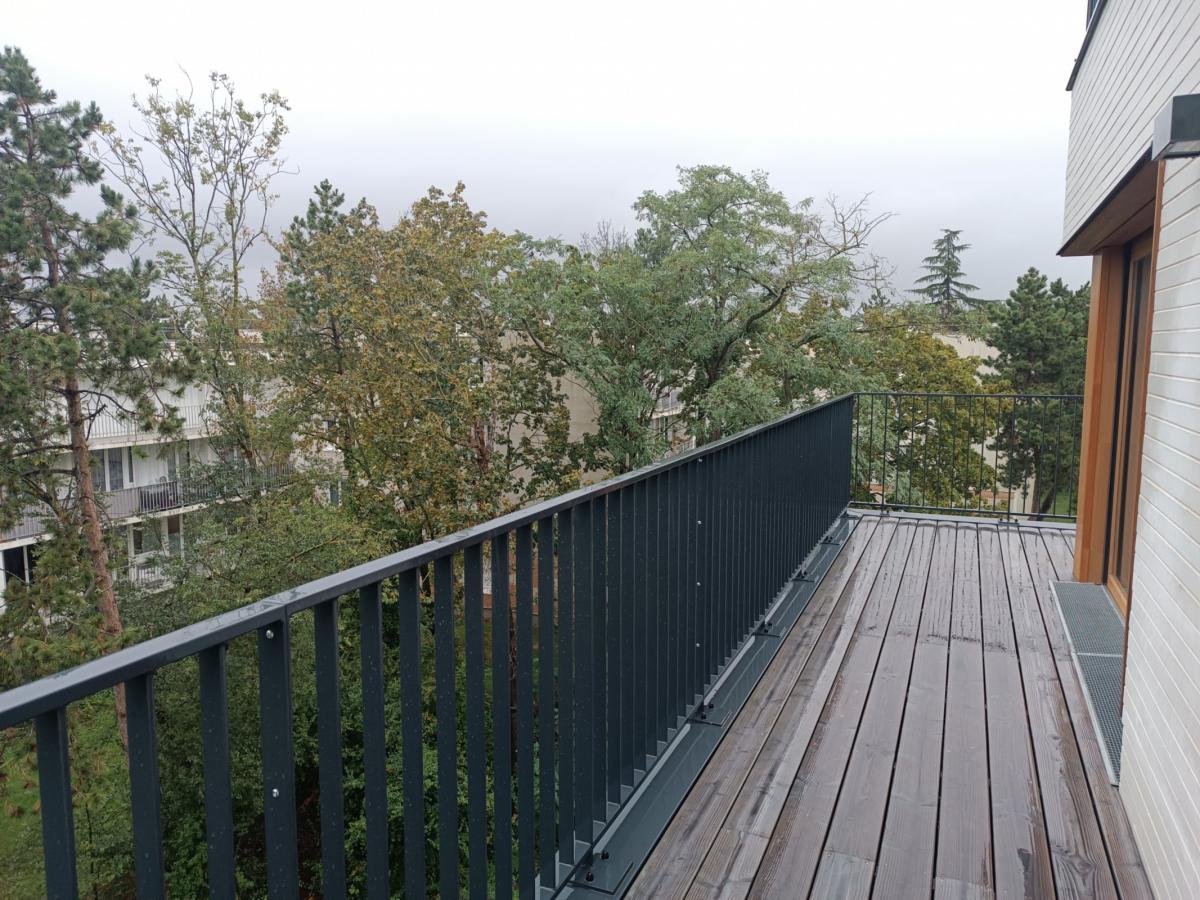 
																			5 pièces - 
																		3ème étage - 119m² - 2 433,62 € - Photo #4