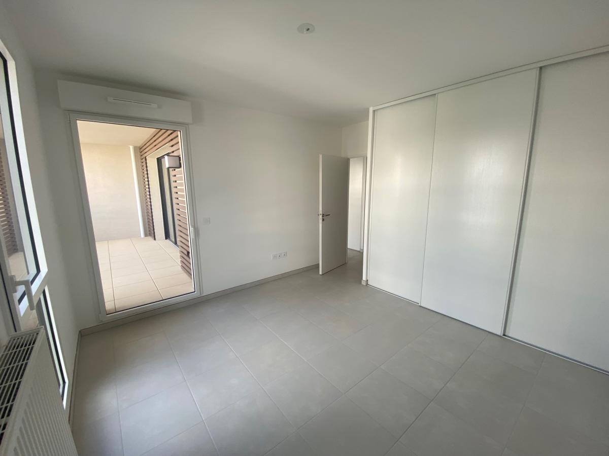 2 pièces - 2ème étage - 49m² - 824,59 € - Photo #1