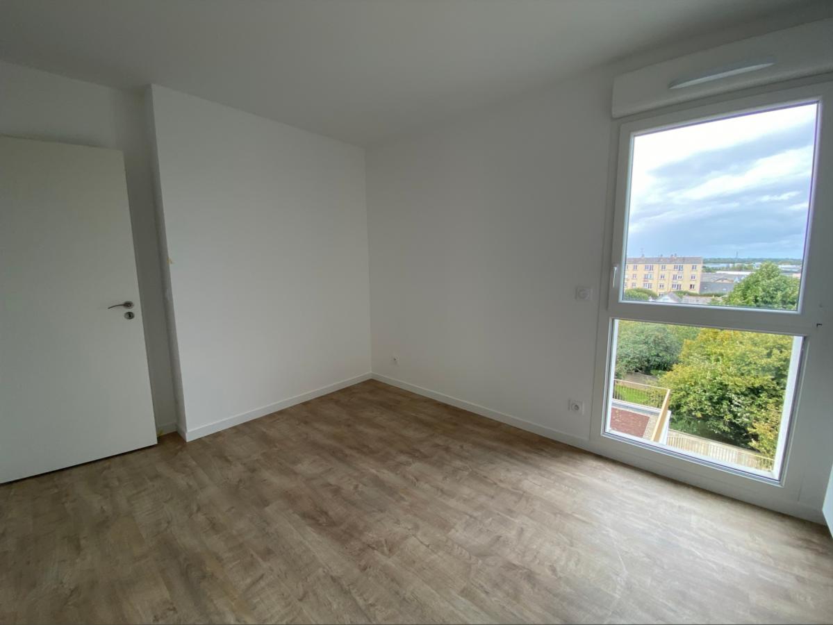 
																			4 pièces - 
																		4ème étage - 110m² - 1 493,94 € - Photo #6