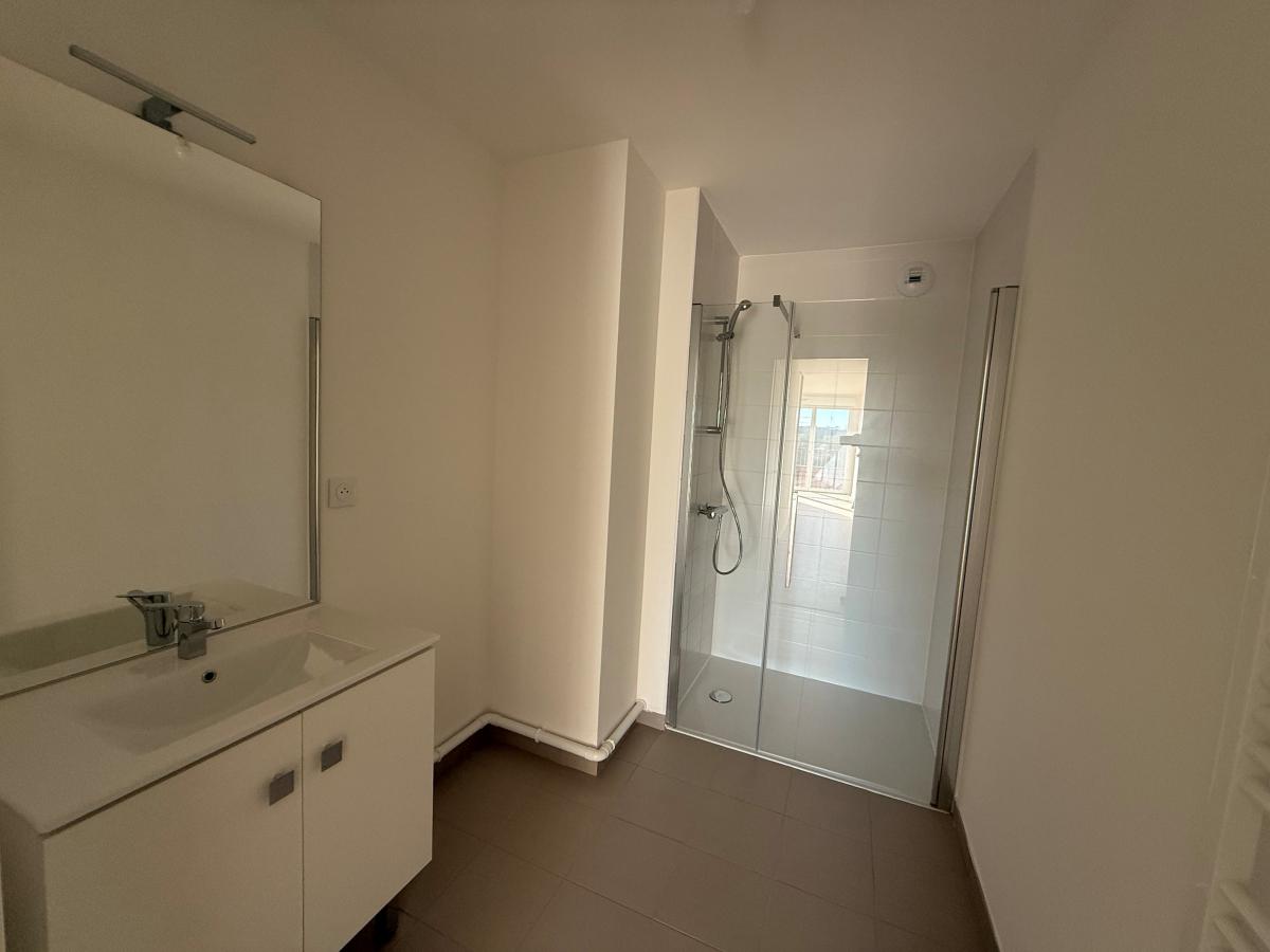 
																																							2 pièces - 
																																						5ème étage - 47m² - 775,61 € - Photo #7