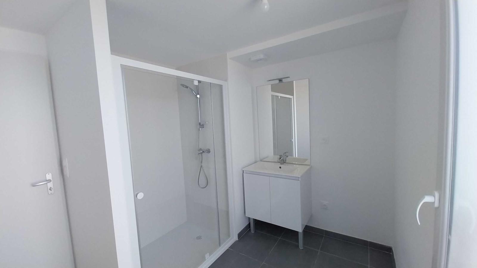 2 pièces - 9ème étage - 49m² - 777,84 € - Photo #5