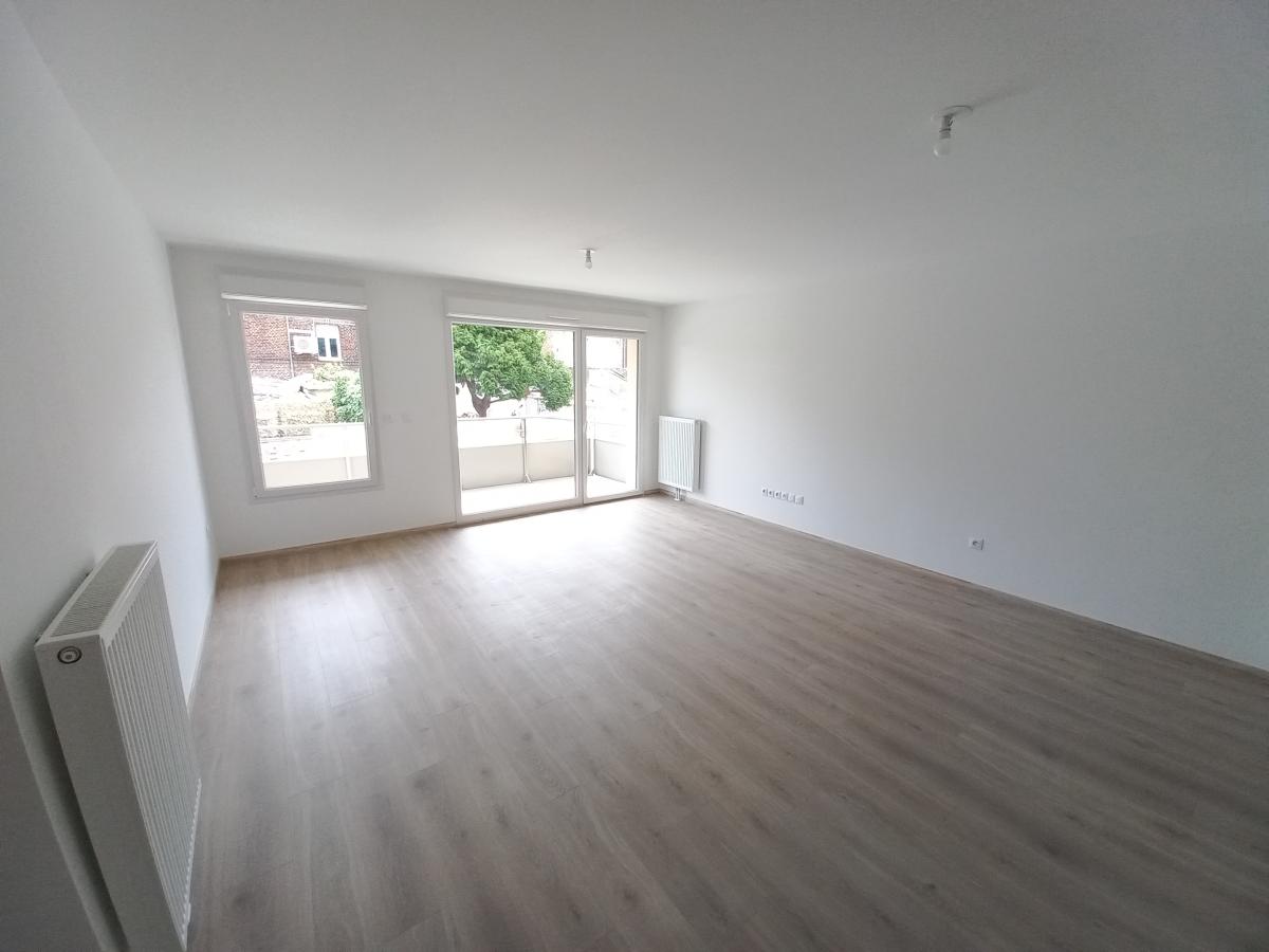 2 pièces - 2ème étage - 50m² - 732,56 € - Photo #3