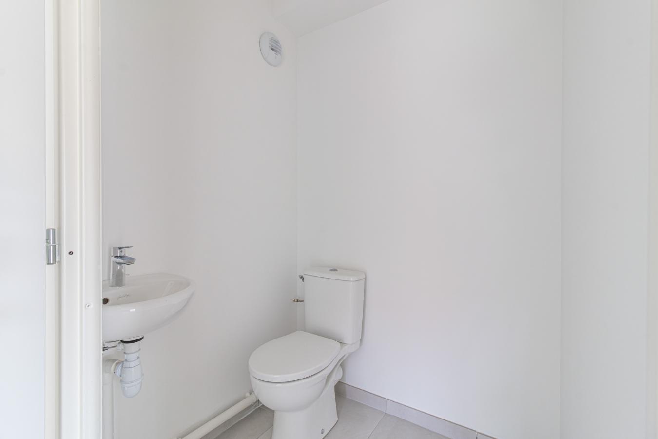 
																																							3 pièces - 
																																						RDC - 71m² - 1 279,99 € - Photo #5