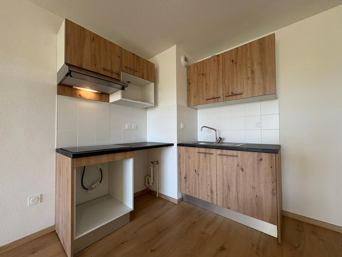 3 pièces - 1er étage - 65m² - 610,55 € - Photo #3