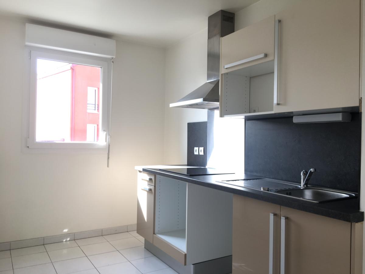 
																																							3 pièces - 
																																						1er étage - 72m² - 870,89 € - Photo #3