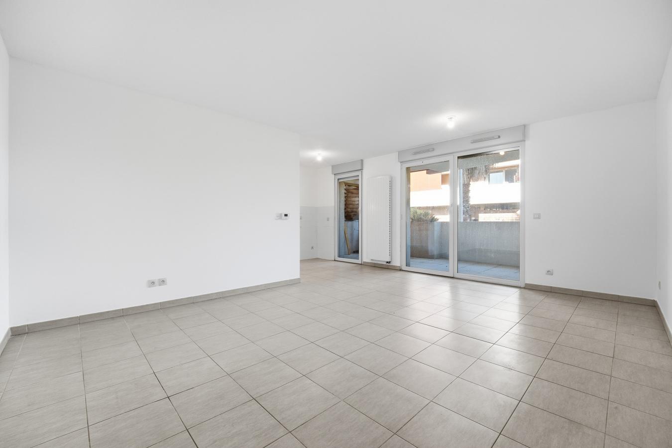 
																																							3 pièces - 
																																						RDC - 71m² - 199 500 € - Photo #2