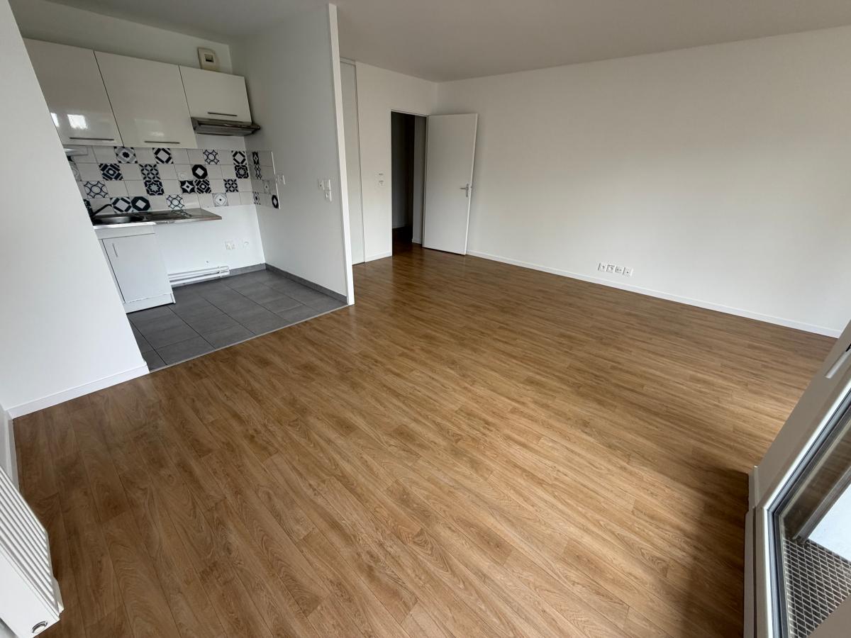 
																																							3 pièces - 
																																						1er étage - 67m² - 751,09 € - Photo #1