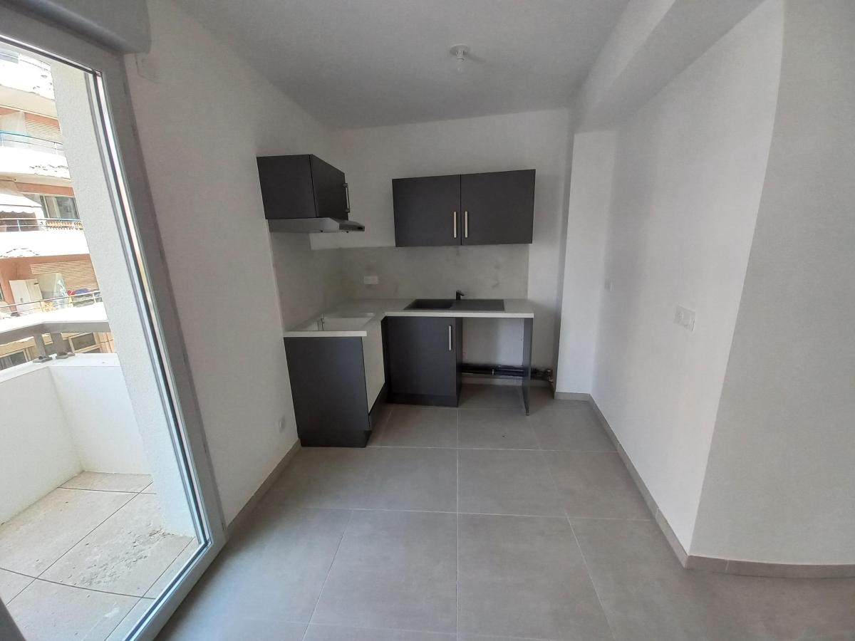
																																							2 pièces - 
																																						1er étage - 50m² - 1 105,17 € - Photo #1